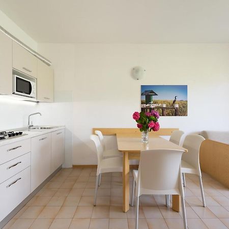 Condominio Lavinia Бибионе Экстерьер фото